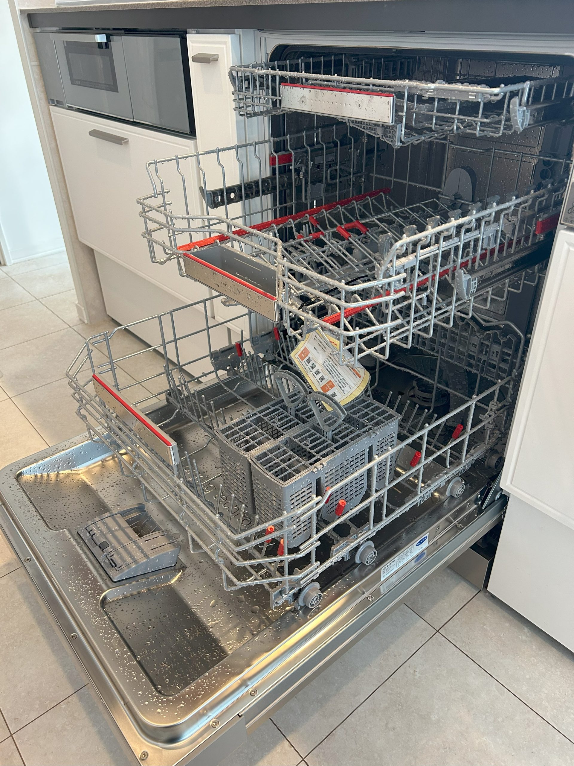 幅750㎜のキャビネットが幅600㎜のBOSCH食洗機へ｜キッチンリメイク